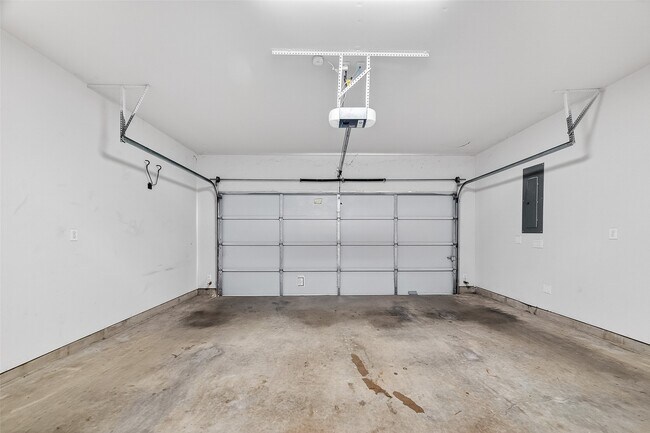 Building Photo - 3127 Leeland St