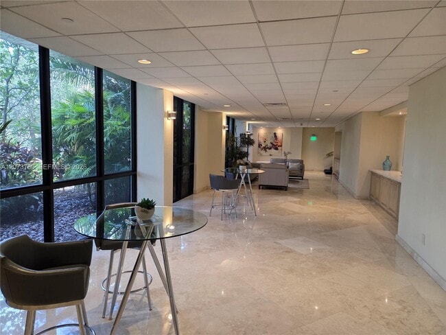 Building Photo - 4900 N Ocean Blvd