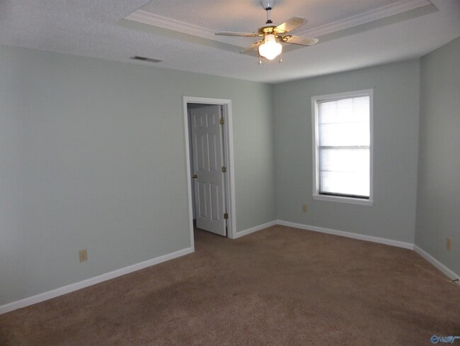 Building Photo - 2503 Jarvis St SW