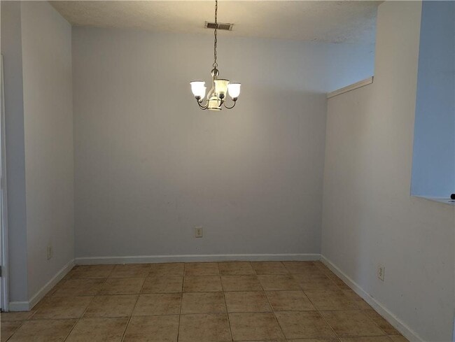 Building Photo - 158 Haven Oak Way