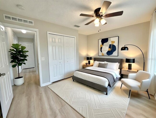 Building Photo - 12052 Villa Rd