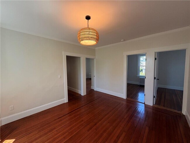 Building Photo - 7 Caswell Ave