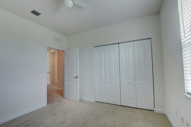 Building Photo - 4568 Willow Basin Wy