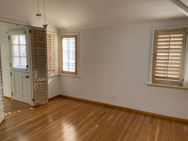 Upstairs bedroom - 317 7th St