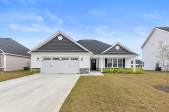 Building Photo - 924 Uplands Ln