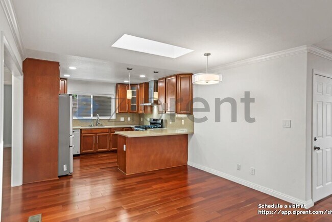 Building Photo - 41076 Davila Ct
