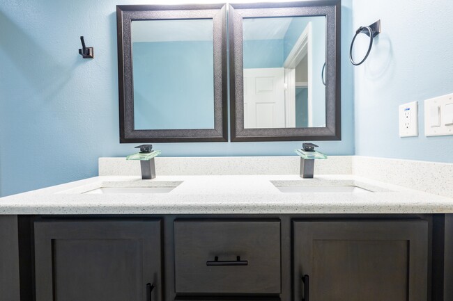 Building Photo - 5534 Berrybrook Cir