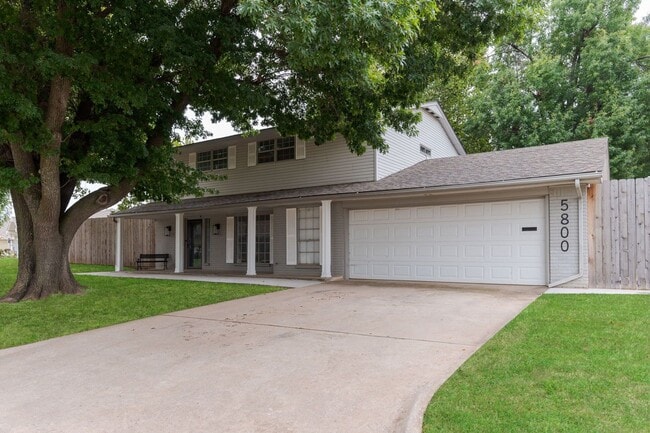Primary Photo - 5800 NW 89th St