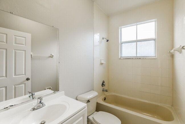 Building Photo - 11108 SW 243rd Ln