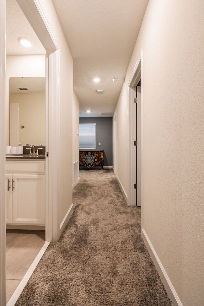 Building Photo - 2738 Oxymoron Wy