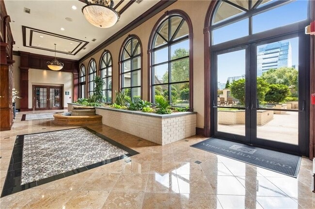 Building Photo - Buckhead - Upgraded Luxury 1 bedroom at Meridian Hi-Rise!