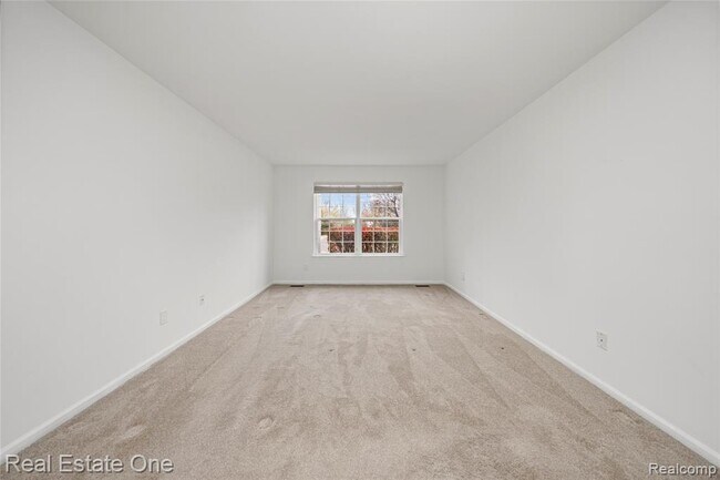 Building Photo - 23102 Alexa Dr