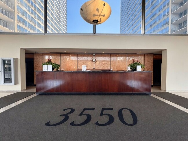 Building Photo - 3550 N Lake Shore Dr