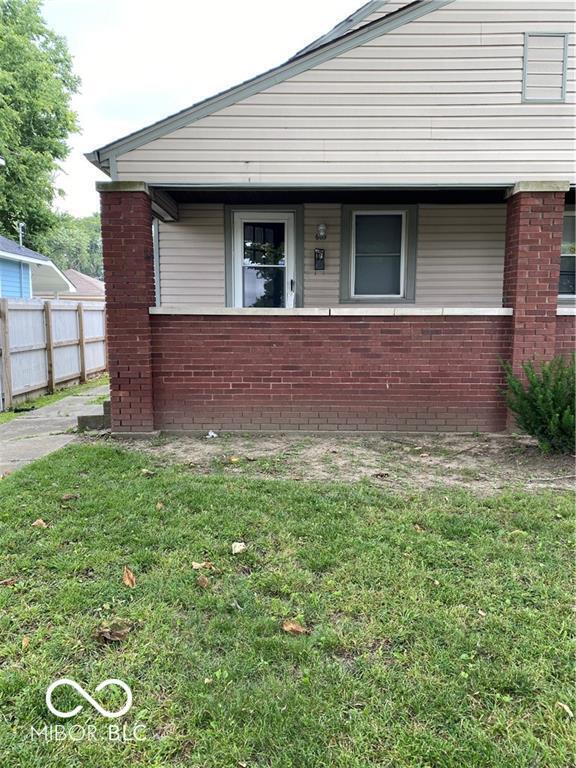 Primary Photo - 607 N Sherman Dr