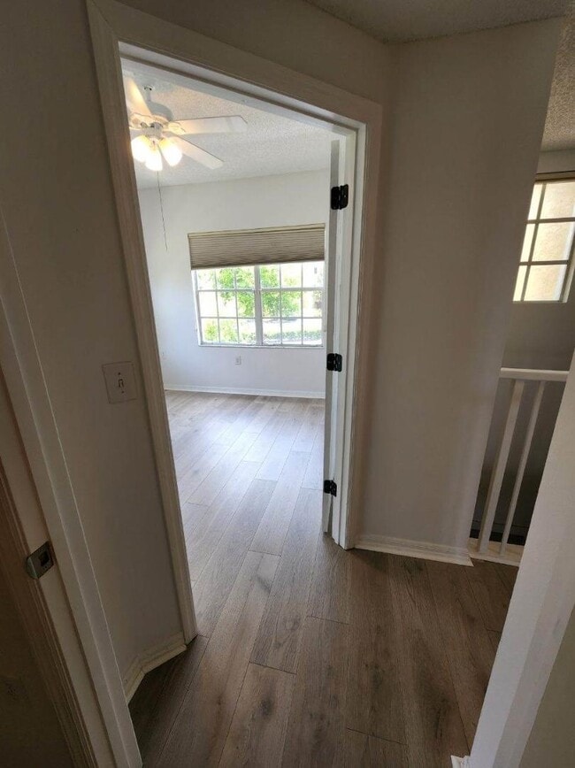 Building Photo - 5551 Bentgrass Dr