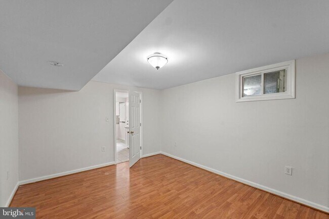 Building Photo - 12312 Streamvale Cir
