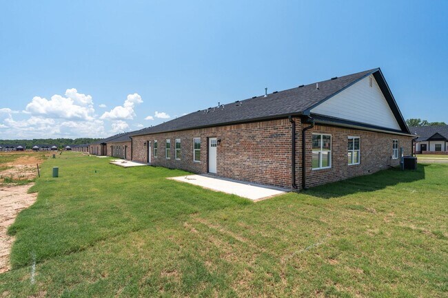 Building Photo - Beautiful New Abbington Subdivision! $1000...