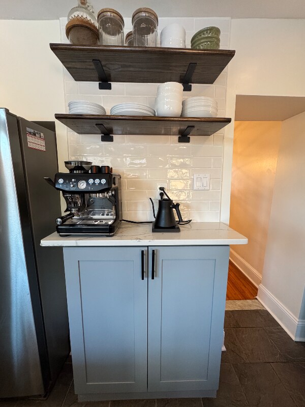 Building Photo - 209 East St