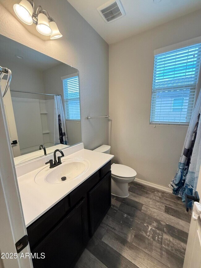 Building Photo - 21217 W Granada Rd