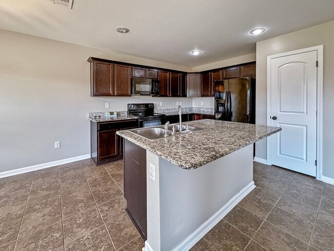 Building Photo - 1132 Eli Conner Dr