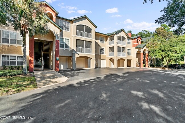 Building Photo - 230 Colima Ct