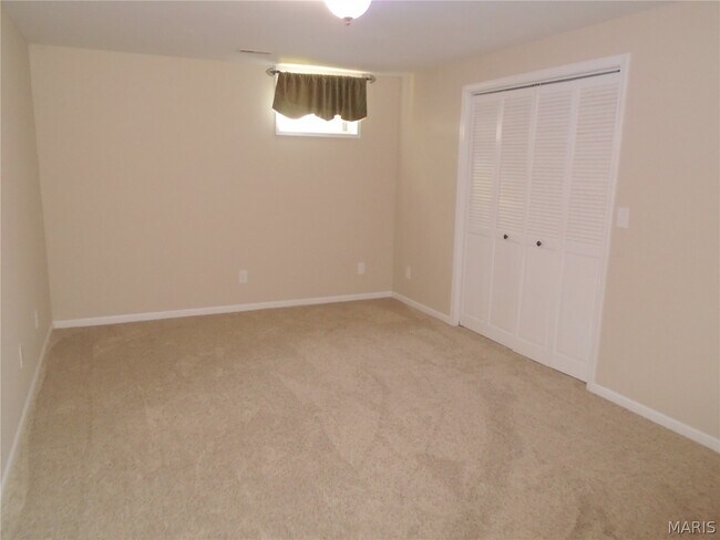 Building Photo - 1109 Peachtree Ct