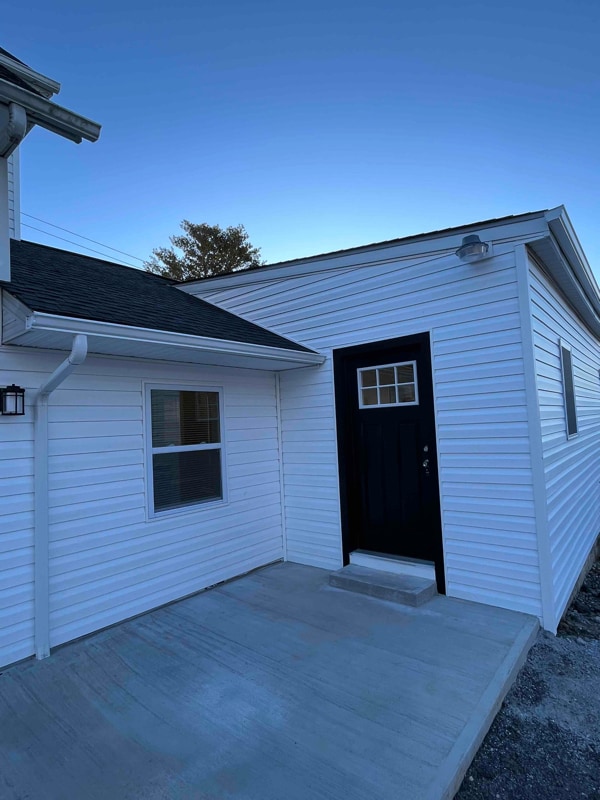 Building Photo - 2112 Hanover Pike