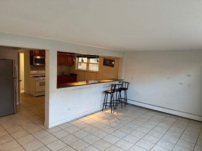 Primary Photo - 5539 N Mango Ave