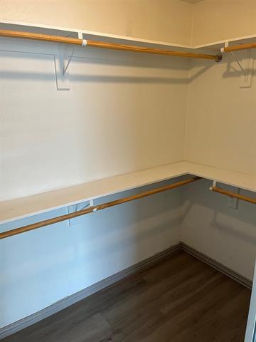 Building Photo - 2800 Douglas Ave