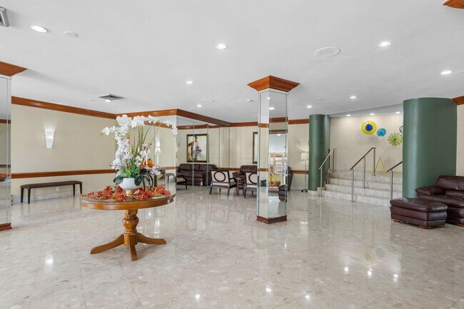 Building Photo - 100 Golden Isles Dr