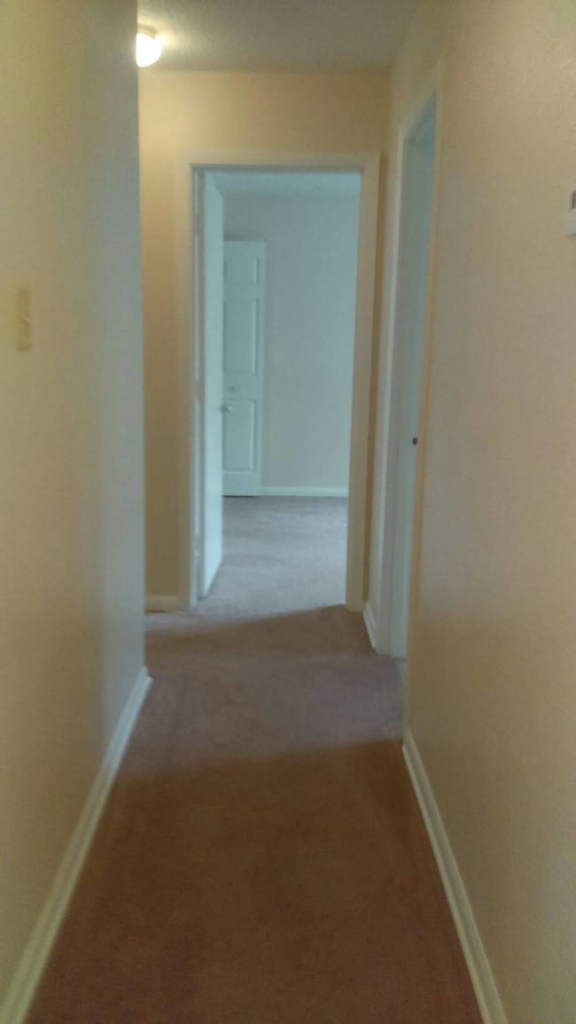 Building Photo - 1260 Chanute Ave