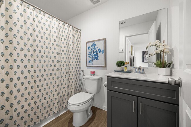 Building Photo - 8207 Star Ter Dr