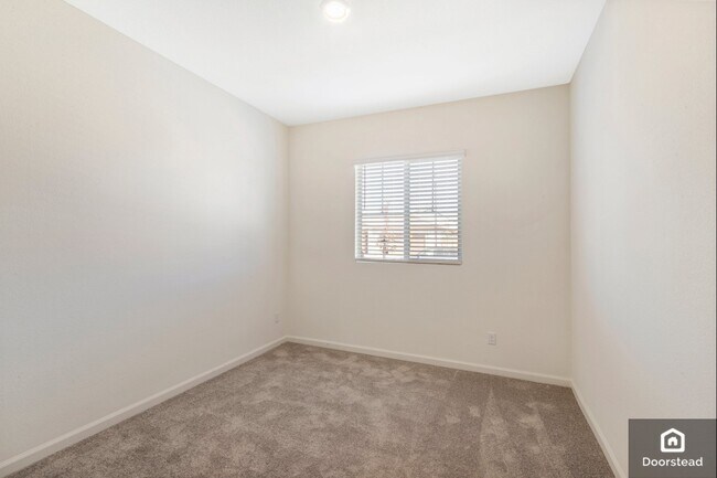 Building Photo - 5033 Limington St