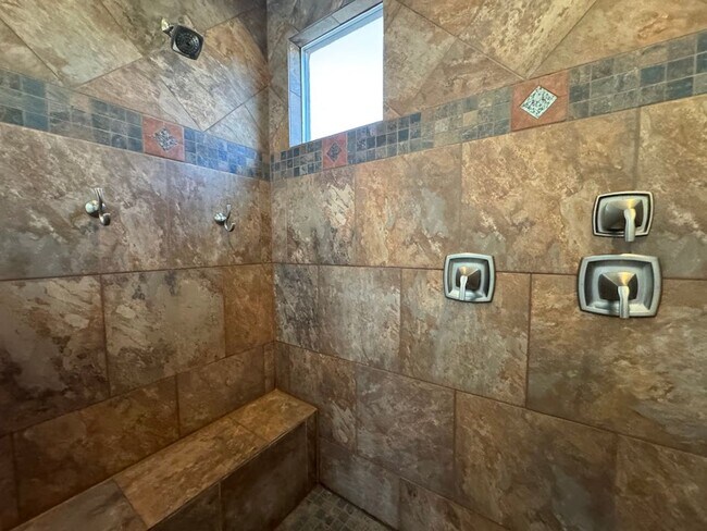 Building Photo - **Move-In Special** BEAUTIFUL 4 BEDROOM 3 ...