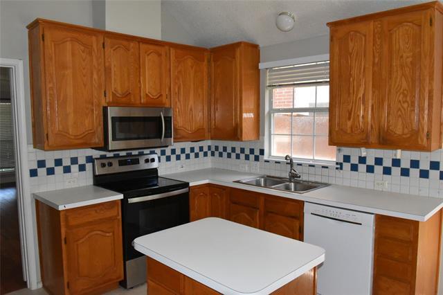 Building Photo - 11613 Charlotte Ln