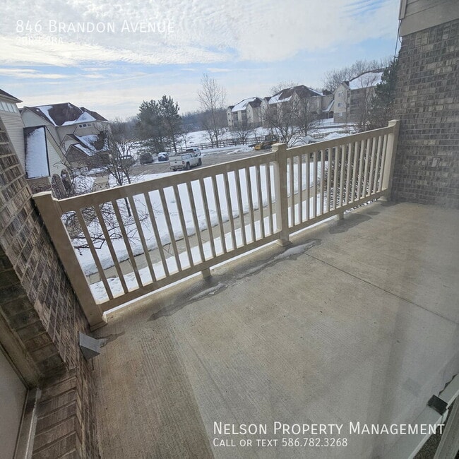 Building Photo - 846 Brandon Ave