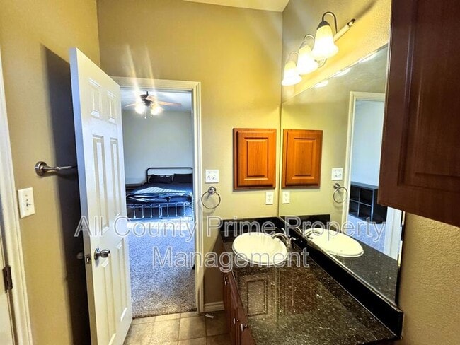 Building Photo - 331 Forest Dr Loop