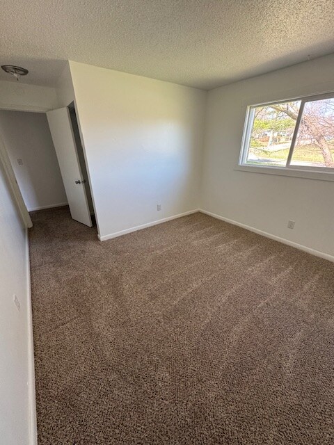 Building Photo - 595 Wagner Dr