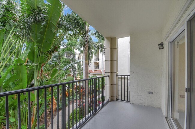 Building Photo - 2206 Tuscany Way
