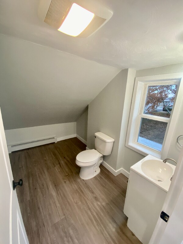 Building Photo - 114 Forest Ave
