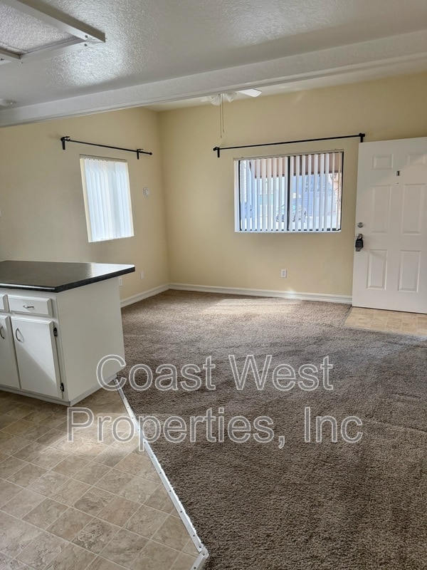 Building Photo - 4695 Bancroft St