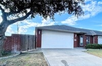 Building Photo - 5026 Yorktown Blvd