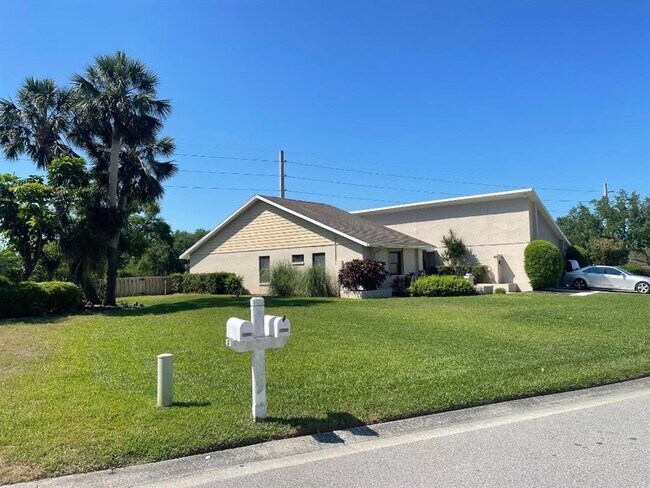 Building Photo - 3799 Countryside Rd