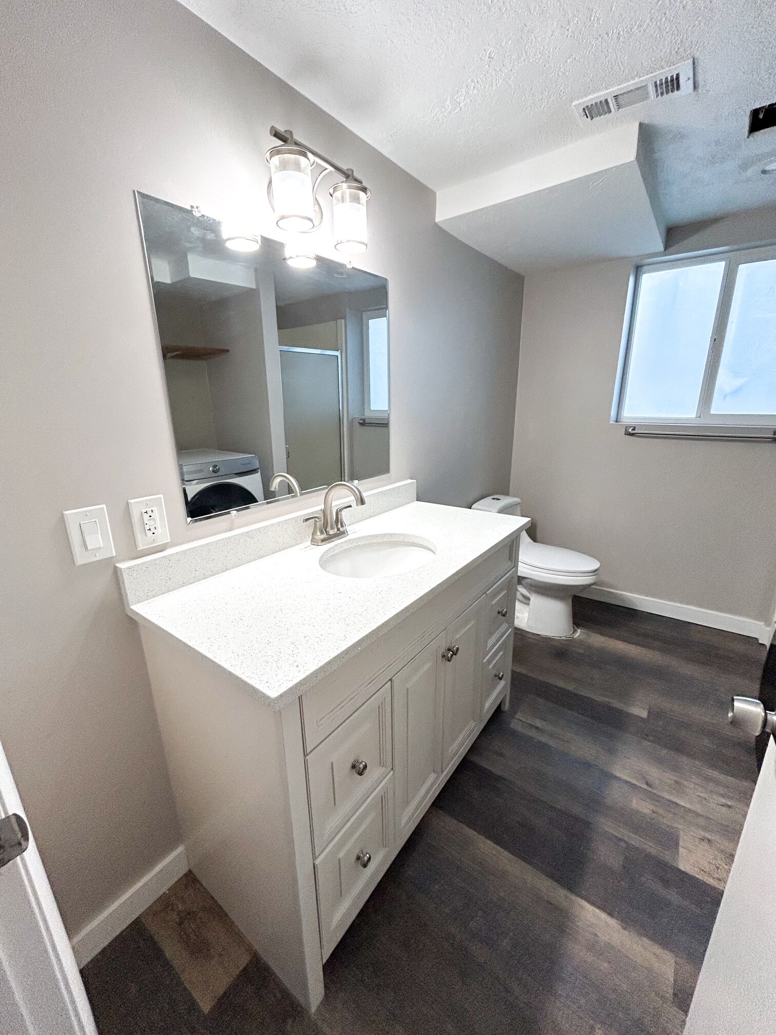 Building Photo - 777 N 1000 W