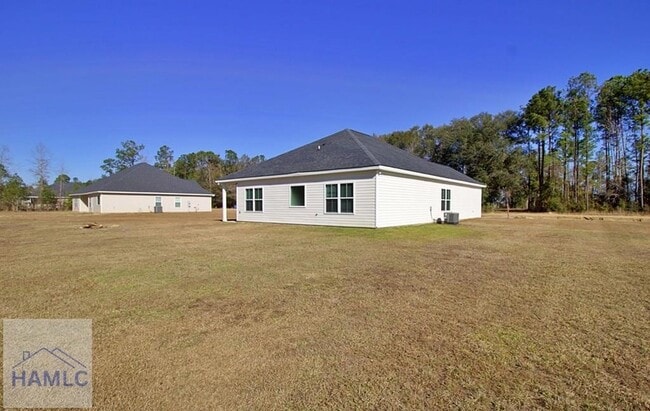 Building Photo - 455 Bluff Rd