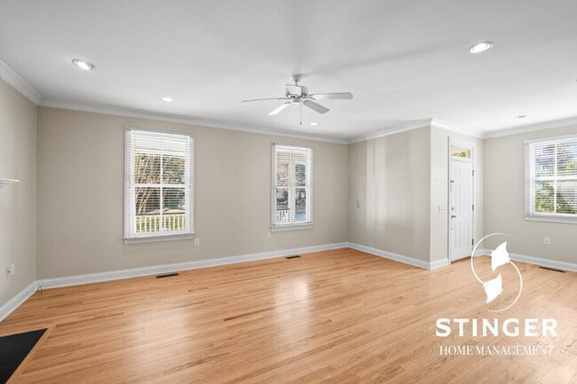 Building Photo - 130 Bartram Dr