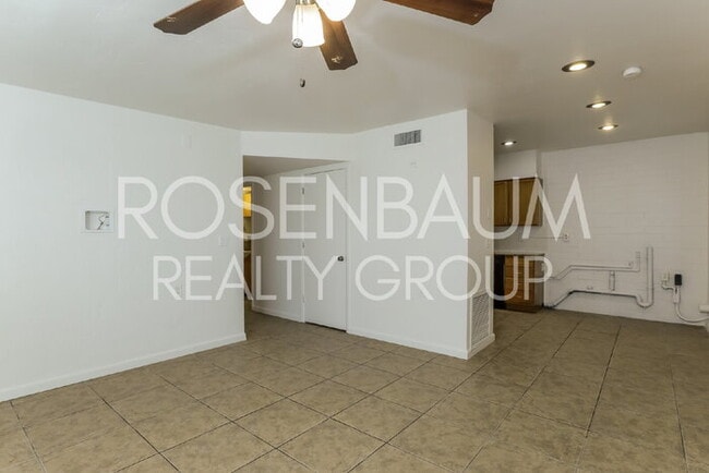 Building Photo - 1417 E Fort Lowell Rd