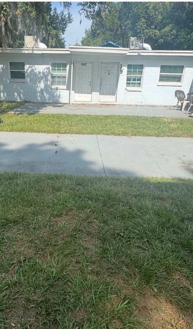 Building Photo - 1044 Maynard St