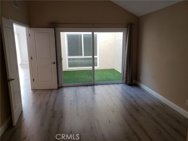 Building Photo - 2015 Clear River Ln