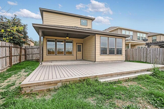 Building Photo - 10020 Wading Pool Path